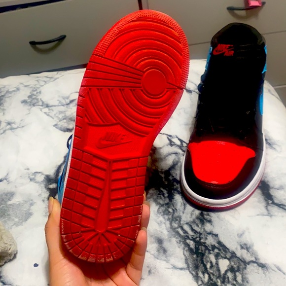 Jordan’s - Picture 2 of 3